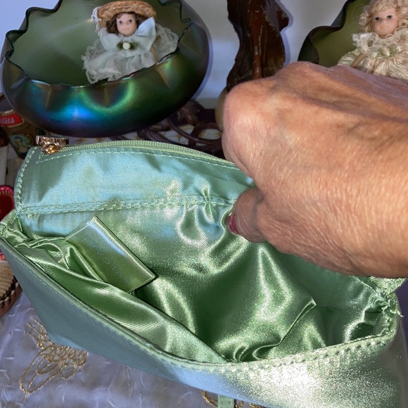 Vintage Bulgari satin evening clutch - Picture 5 of 9